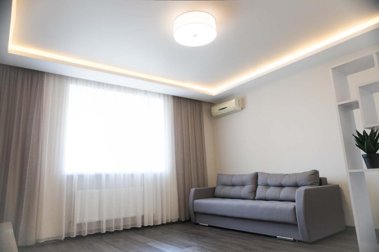 Просторная Однокомнатная Жк Счастливый Apartment Dnipro Exterior foto