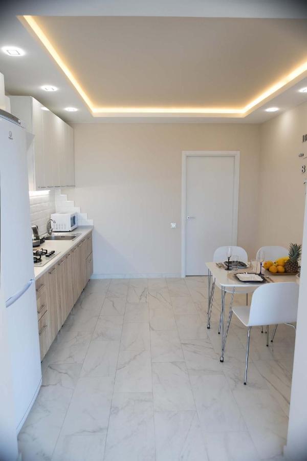 Просторная Однокомнатная Жк Счастливый Apartment Dnipro Exterior foto