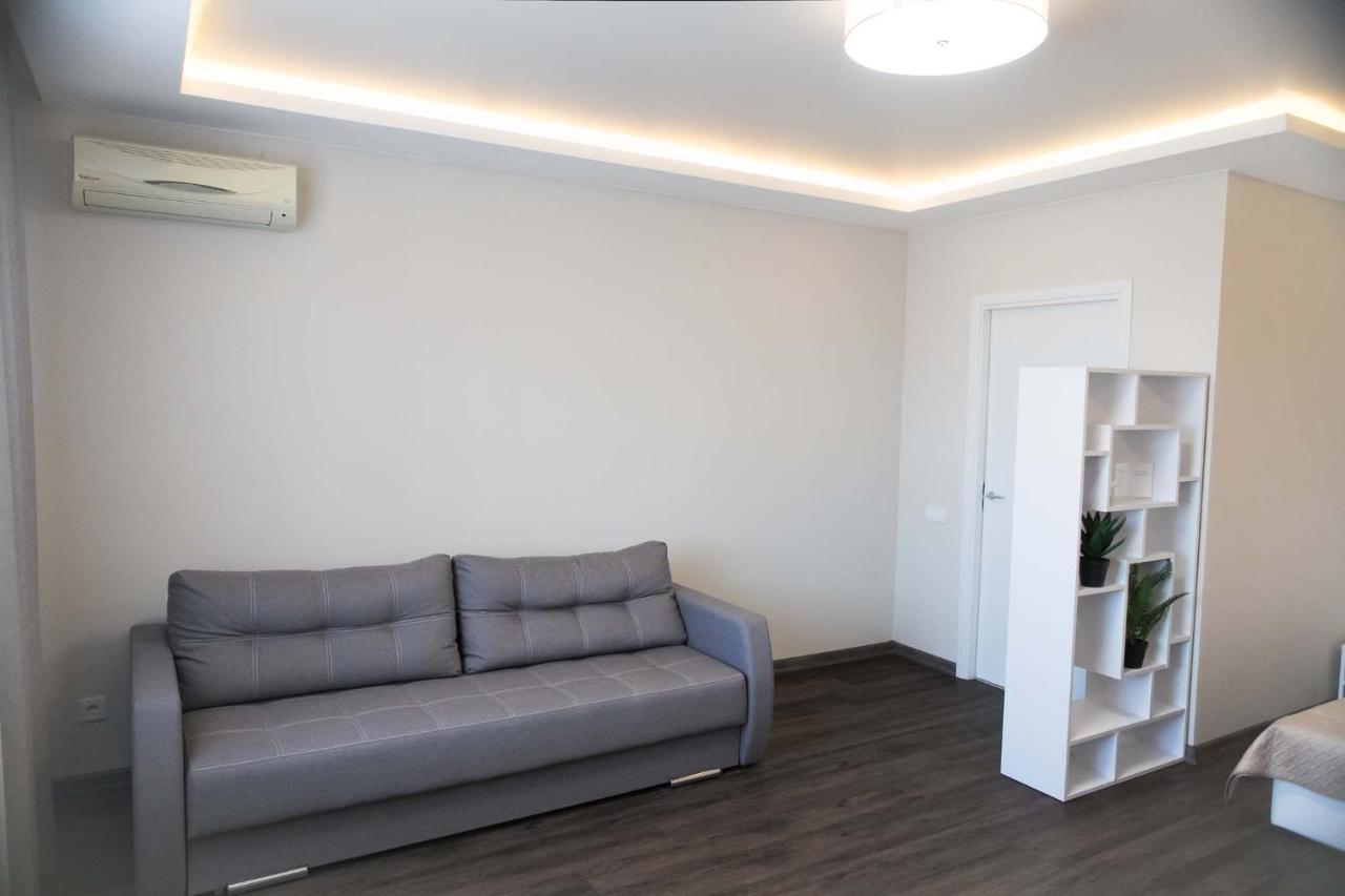 Просторная Однокомнатная Жк Счастливый Apartment Dnipro Exterior foto