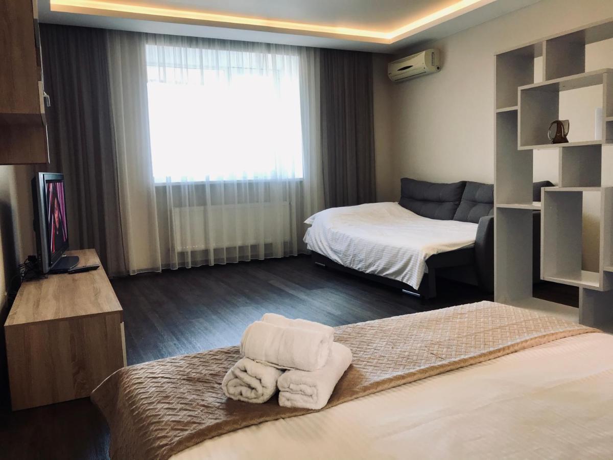 Просторная Однокомнатная Жк Счастливый Apartment Dnipro Exterior foto